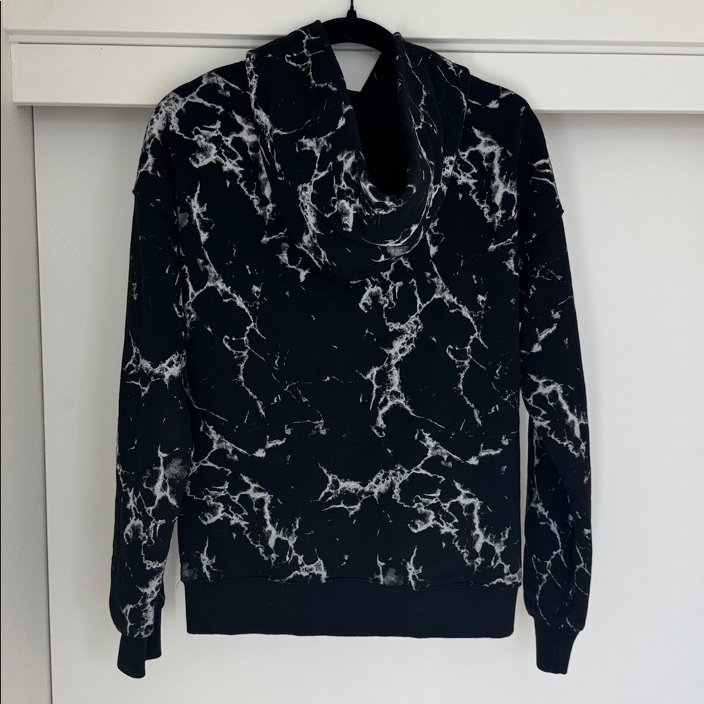 Buffbunny Collection Marble Print Pullover Sweats… - image 3